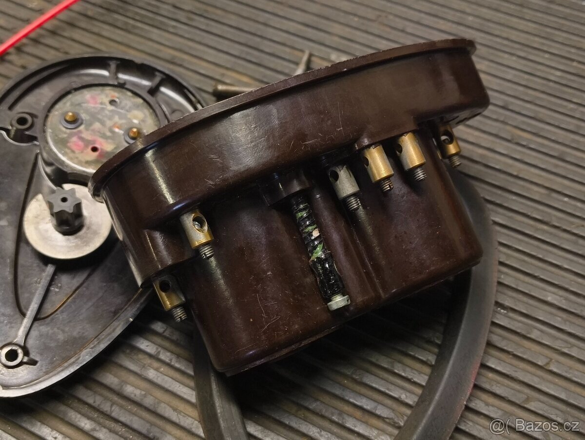 Spínací skříňka Jawa 250 pérák 11 350 18 Ogar 12 500 OHC - 20