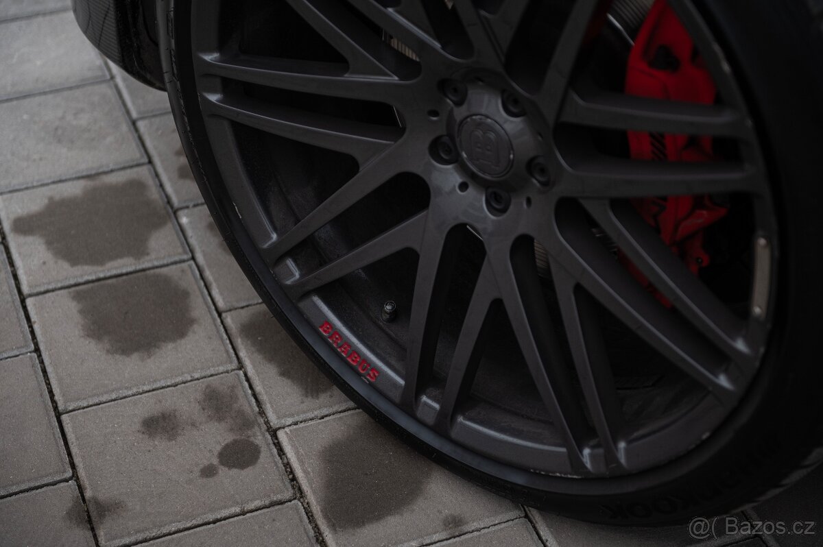 Mercedes Benz GLS 63 AMG Brabus - 20