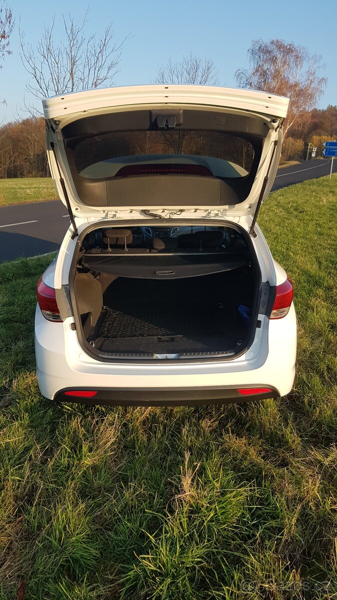 Hyundai I40 Blue-drive 1.7CRDI 85kW 227tk. - 20