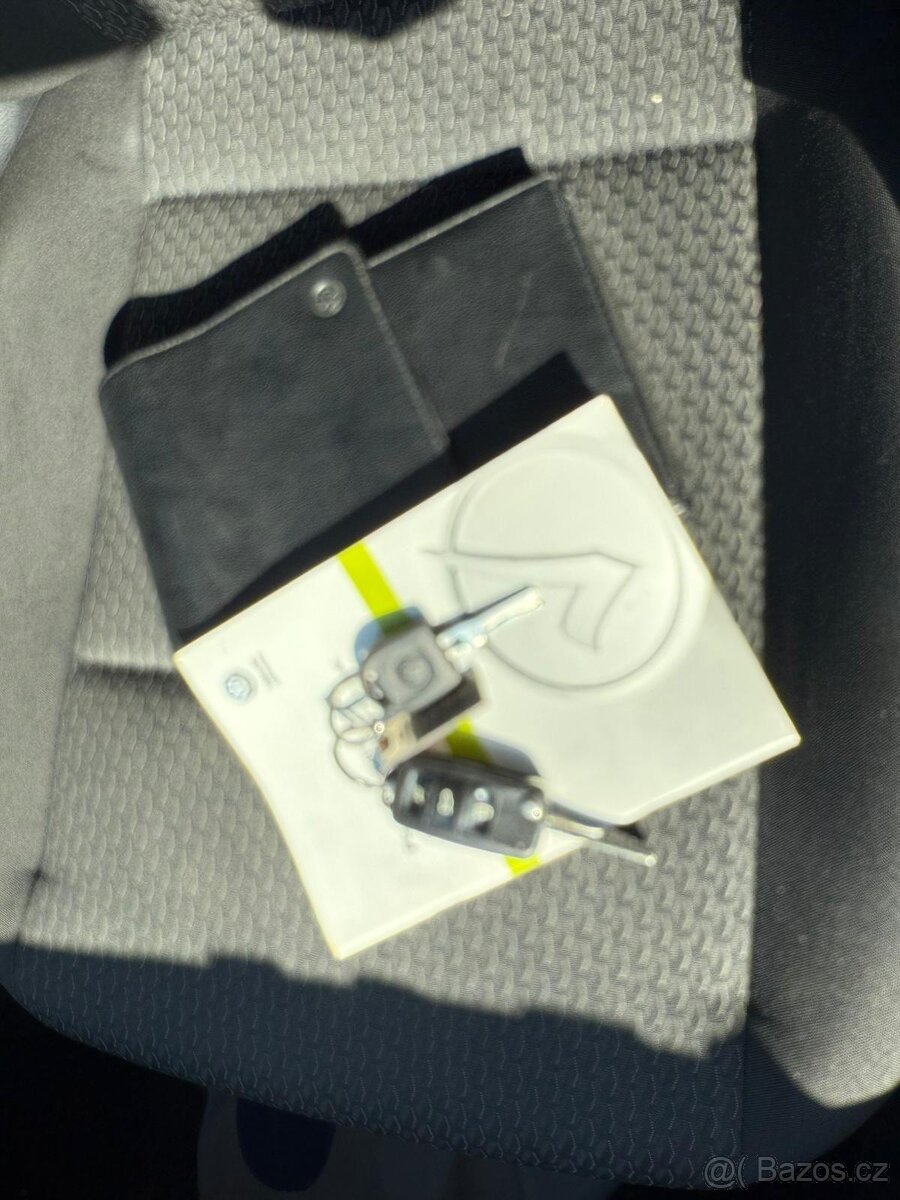 VW CADDY MAXI 2,0 TDI - 75KW, 7 MÍST, PARK. SENZORY - 20