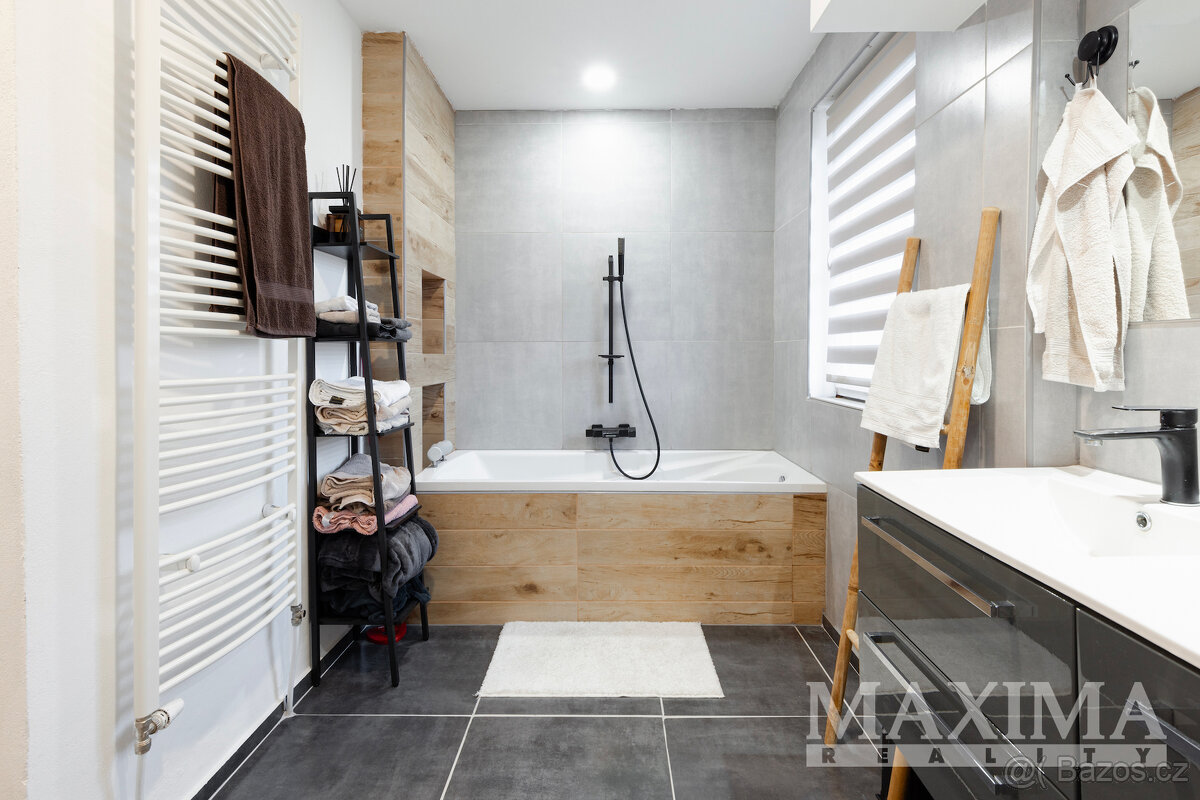 Dům 4+kk o ploše 180 m2 - Spálené Poříčí, Spálené Poříčí - 20