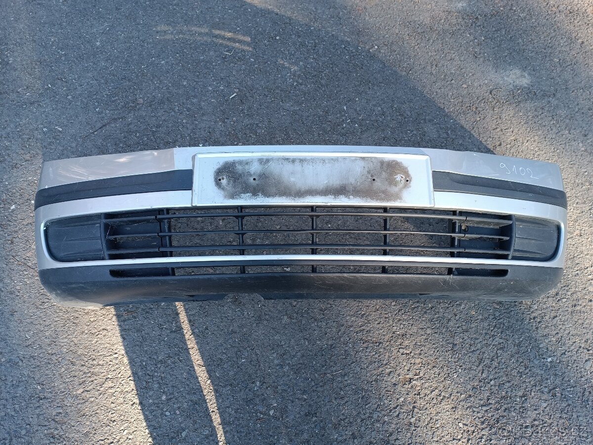 Skoda Octavia 2 - přední kapota - 20