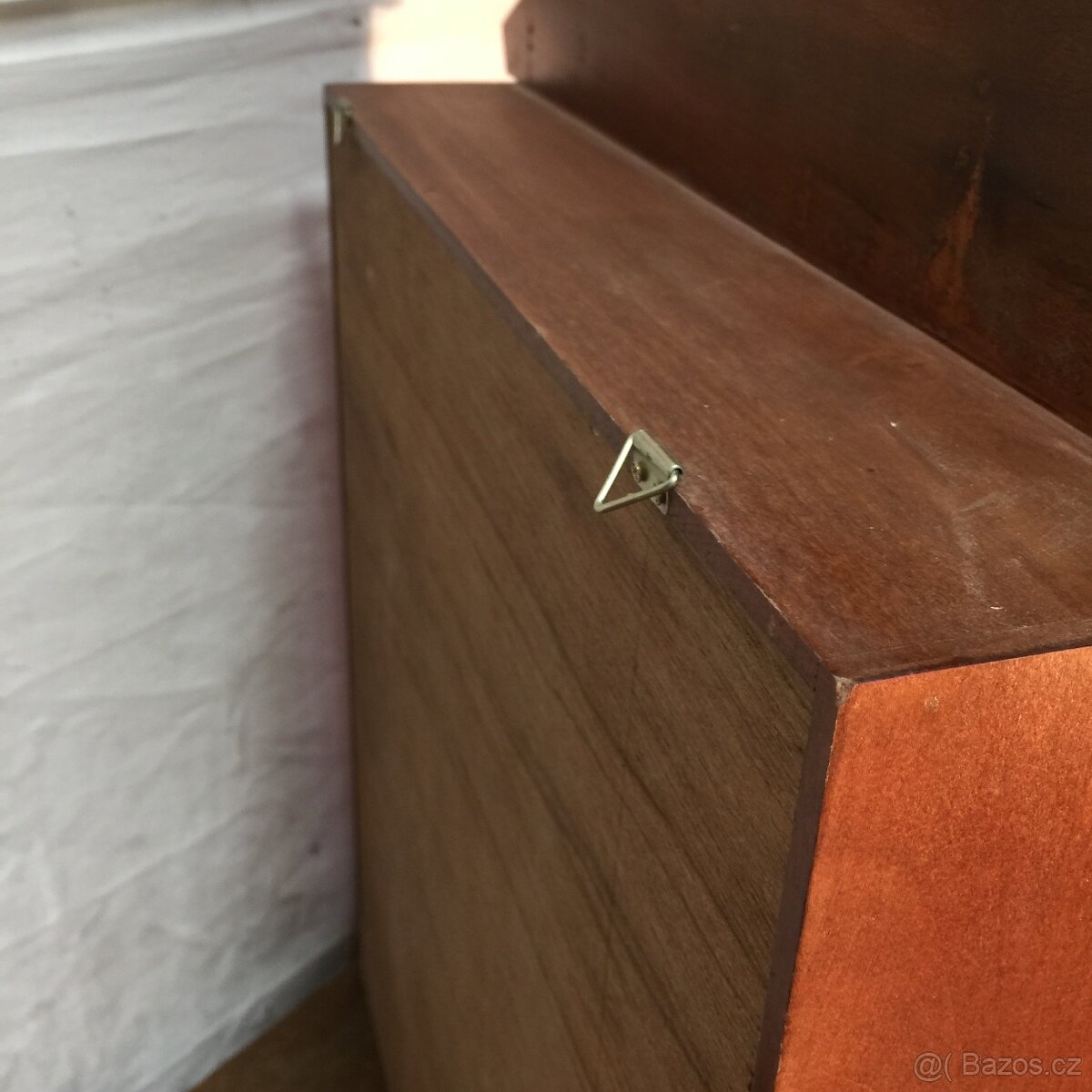 sběratelské panenky porcelánové značené a polička - 20