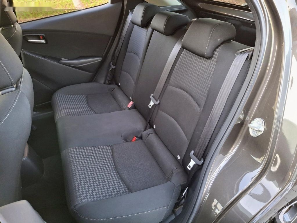 Mazda 2,1.5 benzin 66 kw - 20