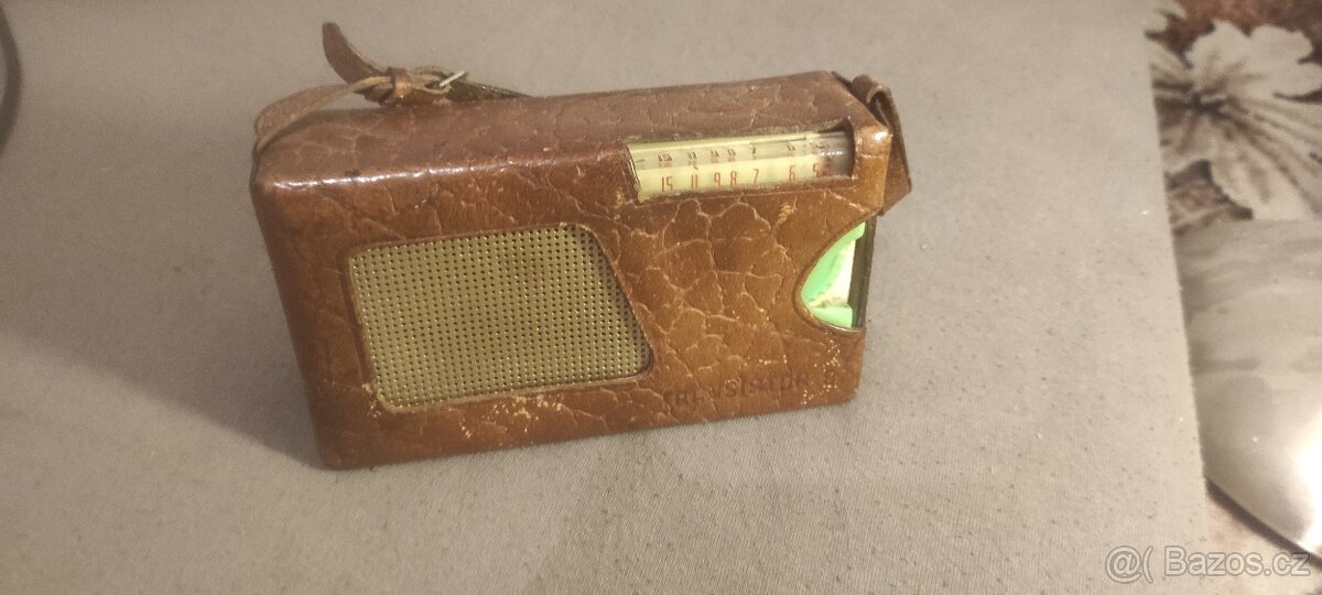 Staré fotoaparáty, kamera a príslušenství - 20