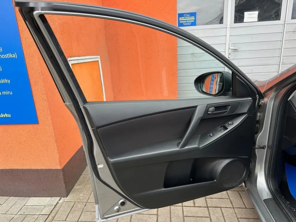 Mazda 3, 1.6 MZR 77KW 55 tis.km - 20