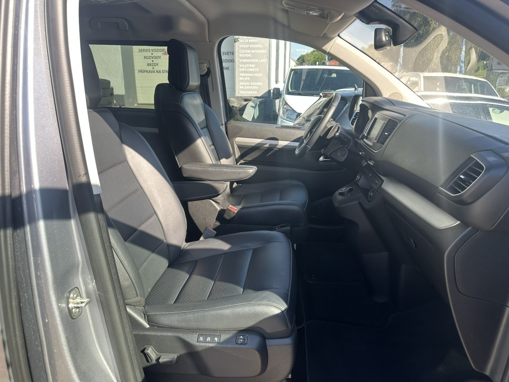 Toyota Proace 2.0 TDi 130kW serviska 7míst - 20