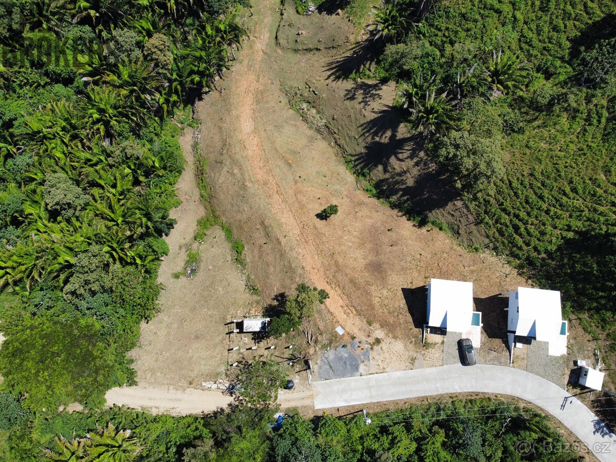 Falcon Valley Lot#7 Santos Guardiola, Roatan - 20