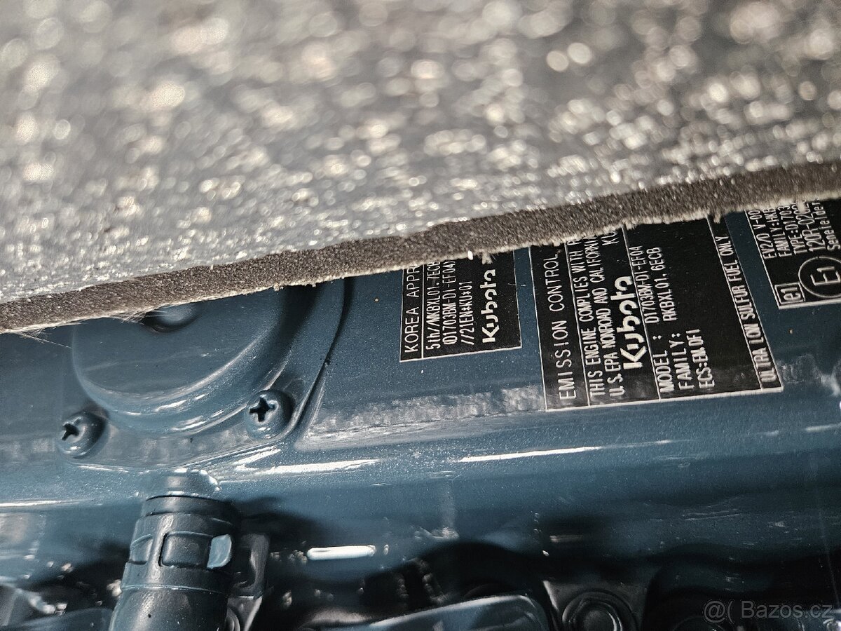 RYPADLO BAGR PÁSOVÝ 4000KG SUNWARD KUBOTA - 20