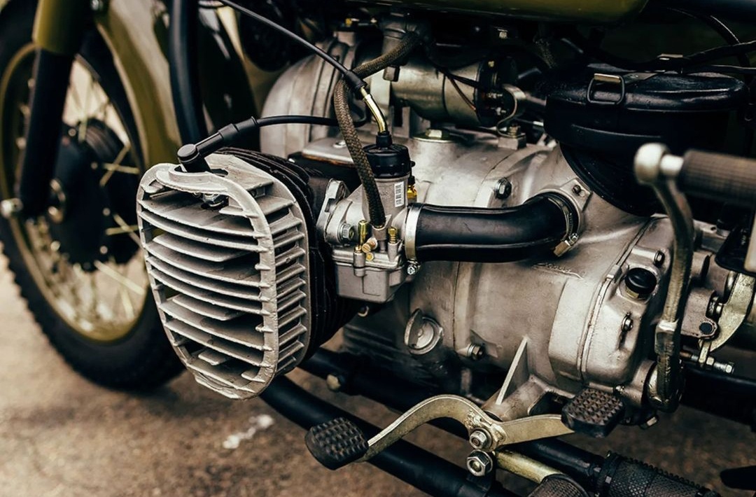 Nové a použité motory převodovky diferenciály Dněpr K750 - 20