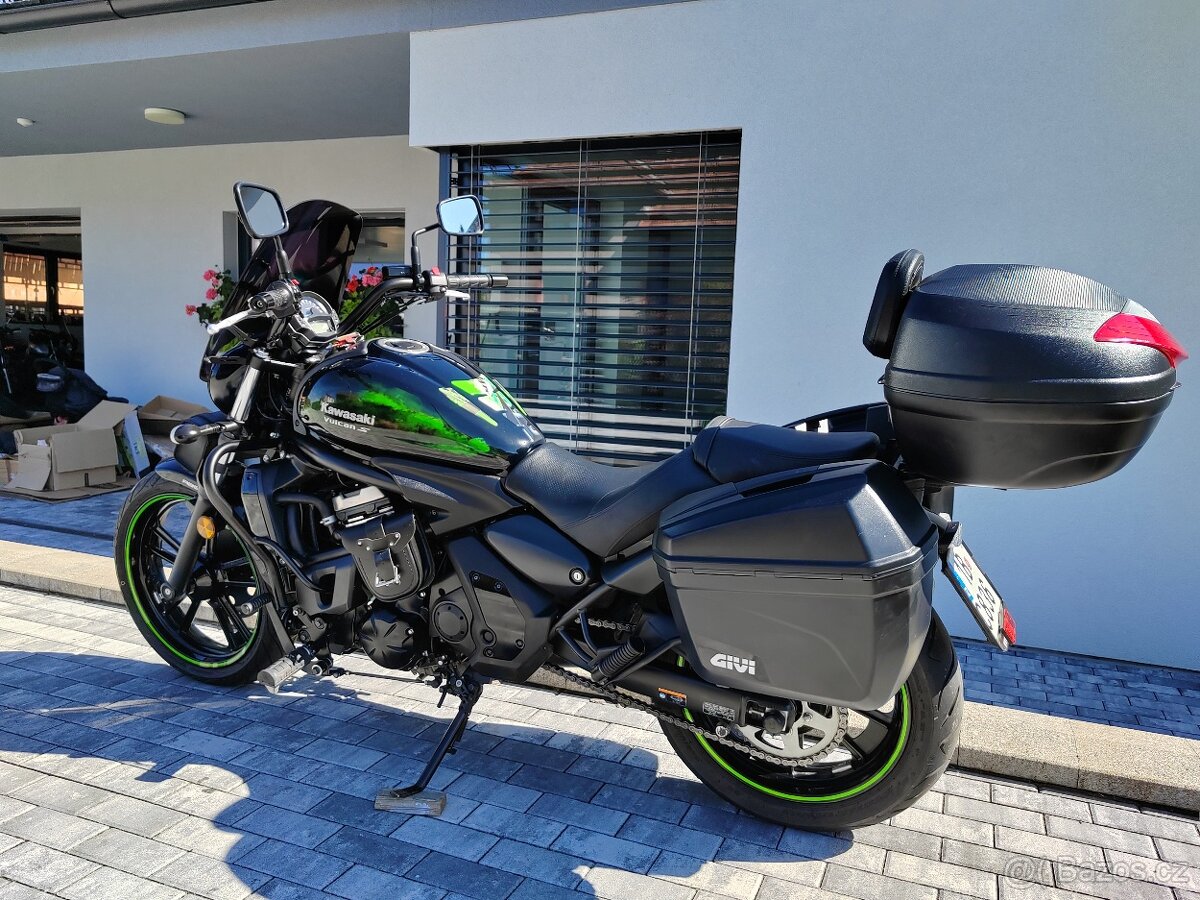 Kawasaki Vulcan S - 20