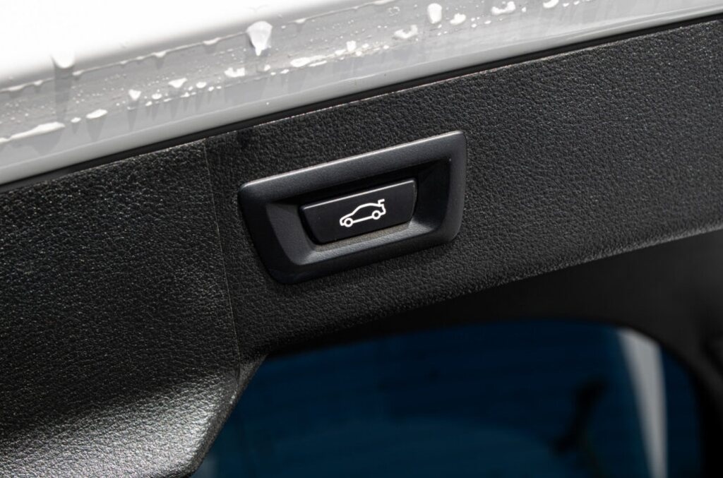 BMW X6 xDrive 30d M-Packet A/T - odpočet DPH - 20