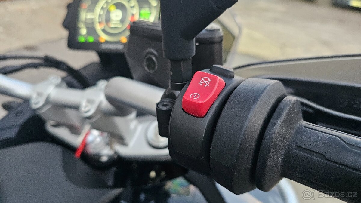 CF Moto MT800 Touring r.v. 2022 - 20