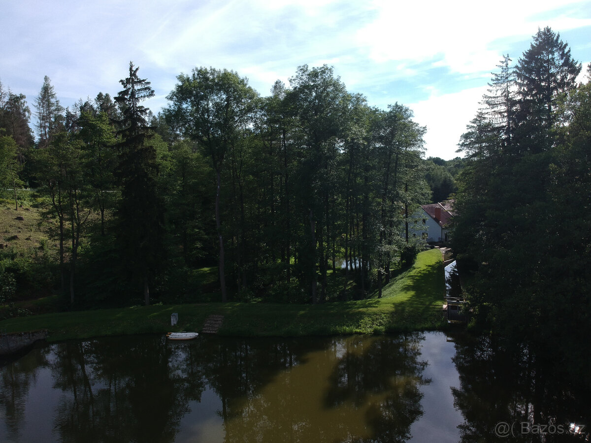 Půvabný mlýn s rybníky, lesy, pastvinami, 5 apartmanů - 20