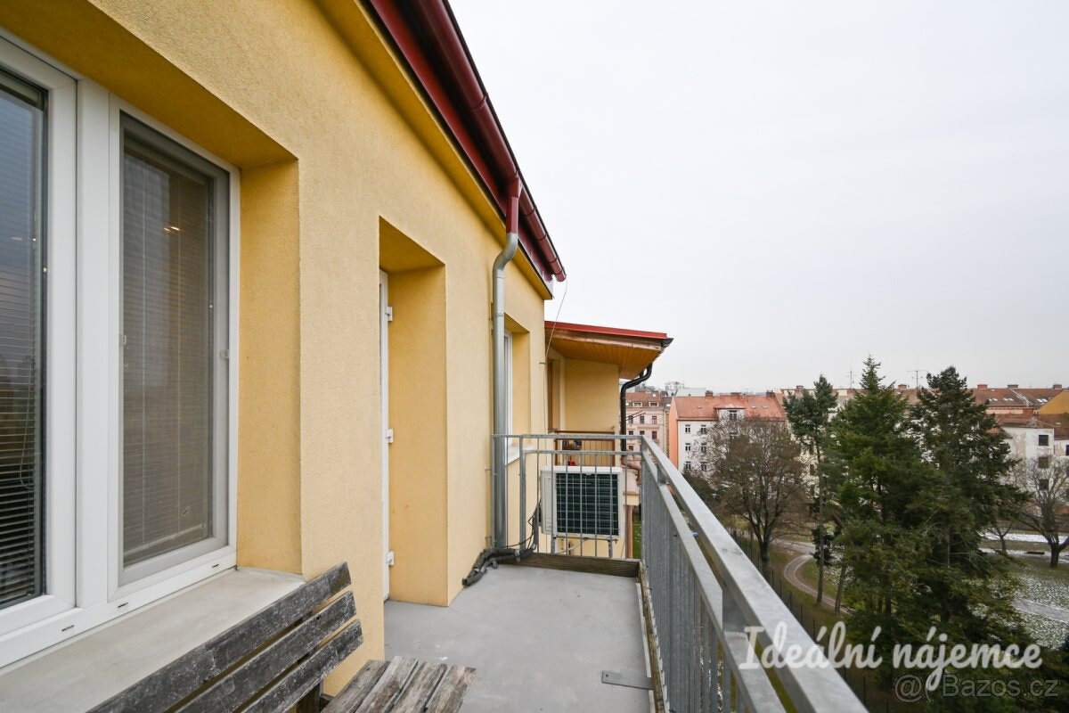 3+kk, Křídlovická - 20