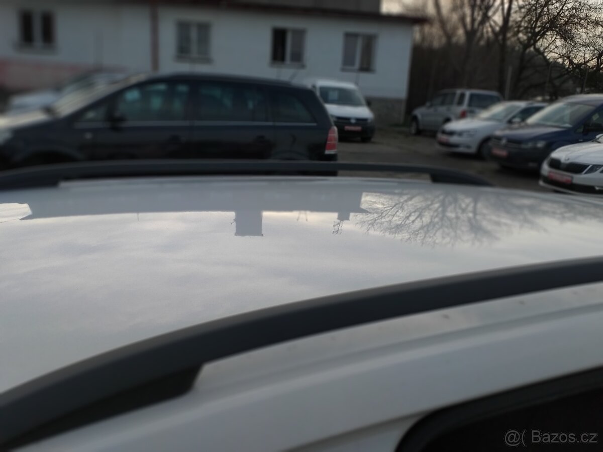 ŠKODA OCTAVIA COM III,1,6 TDi,ESP,KLIMA,ČR.SERVISKA - 20