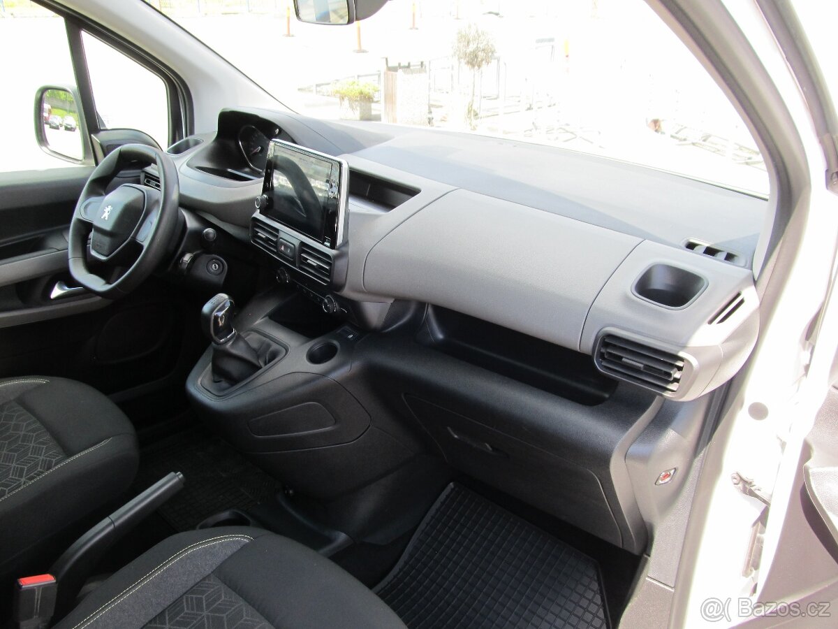 Peugeot Rifter 1.5 BlueHDi 5 míst ČR 1.maj - 20