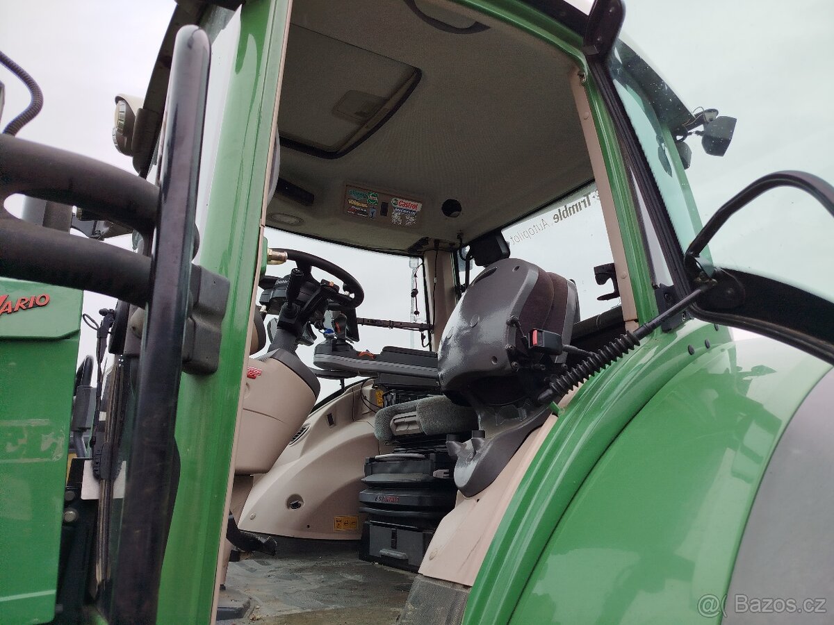 FENDT 824 VARIO - 20