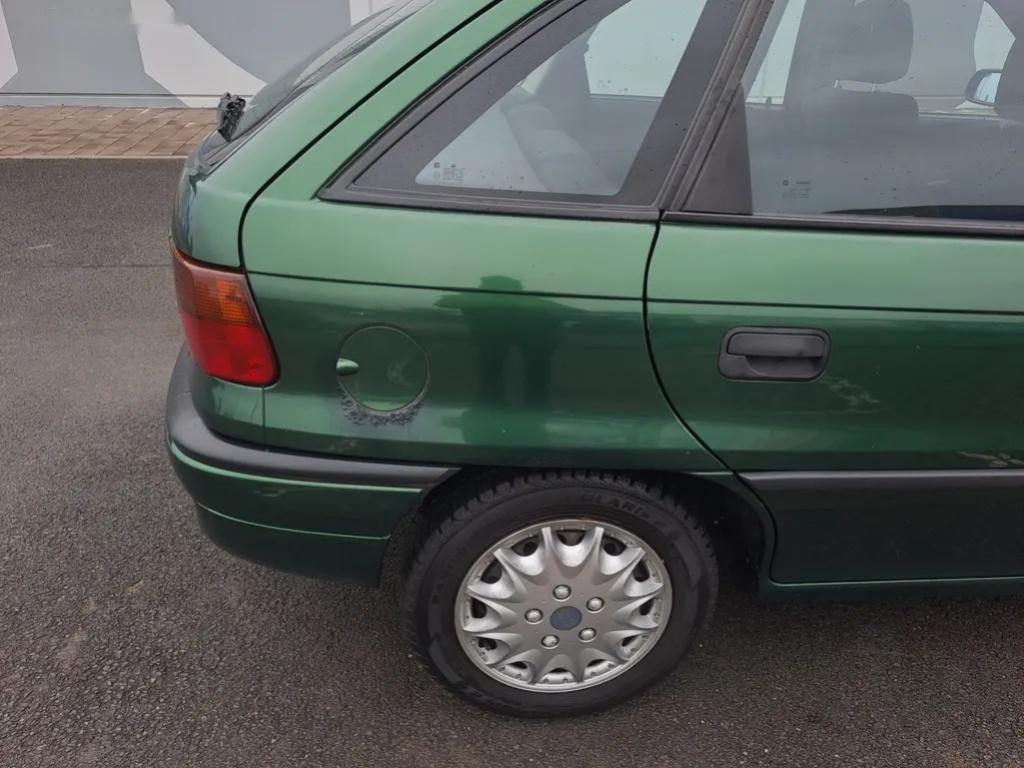 Opel Astra, 1.6i 2.MAJ VELMI PĚKNÉ AUTO - 20