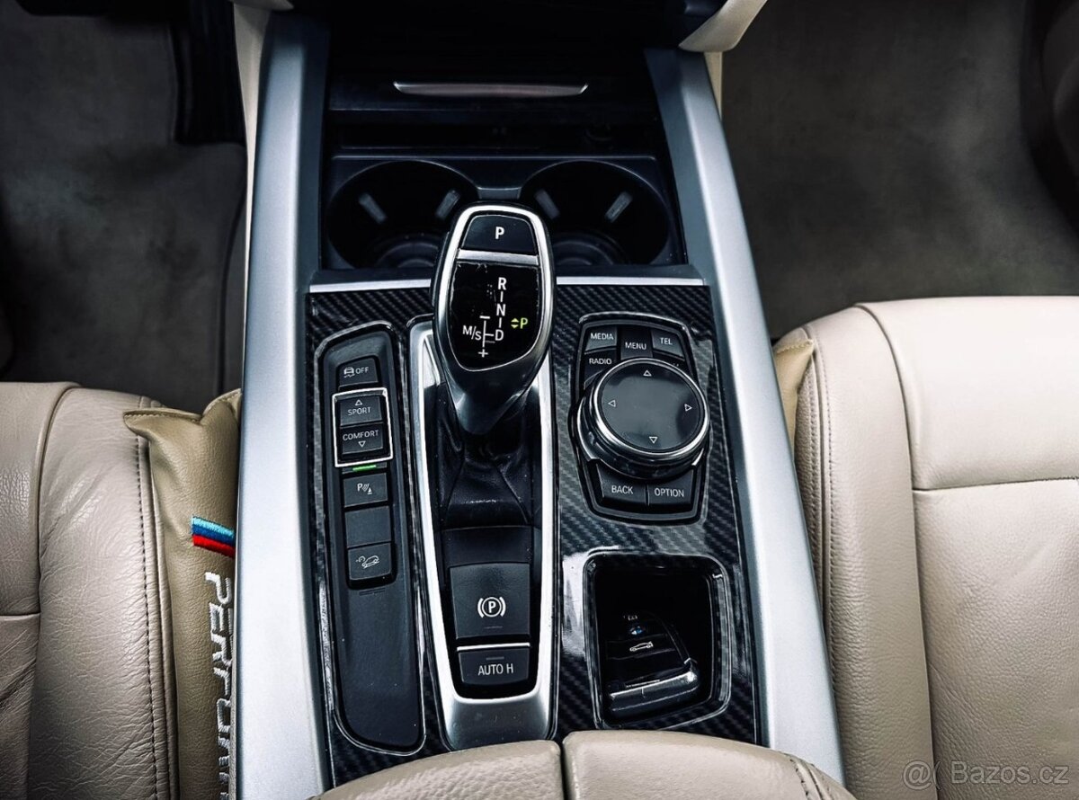 BMW X5 xDrive25d A/T 160kw - 20