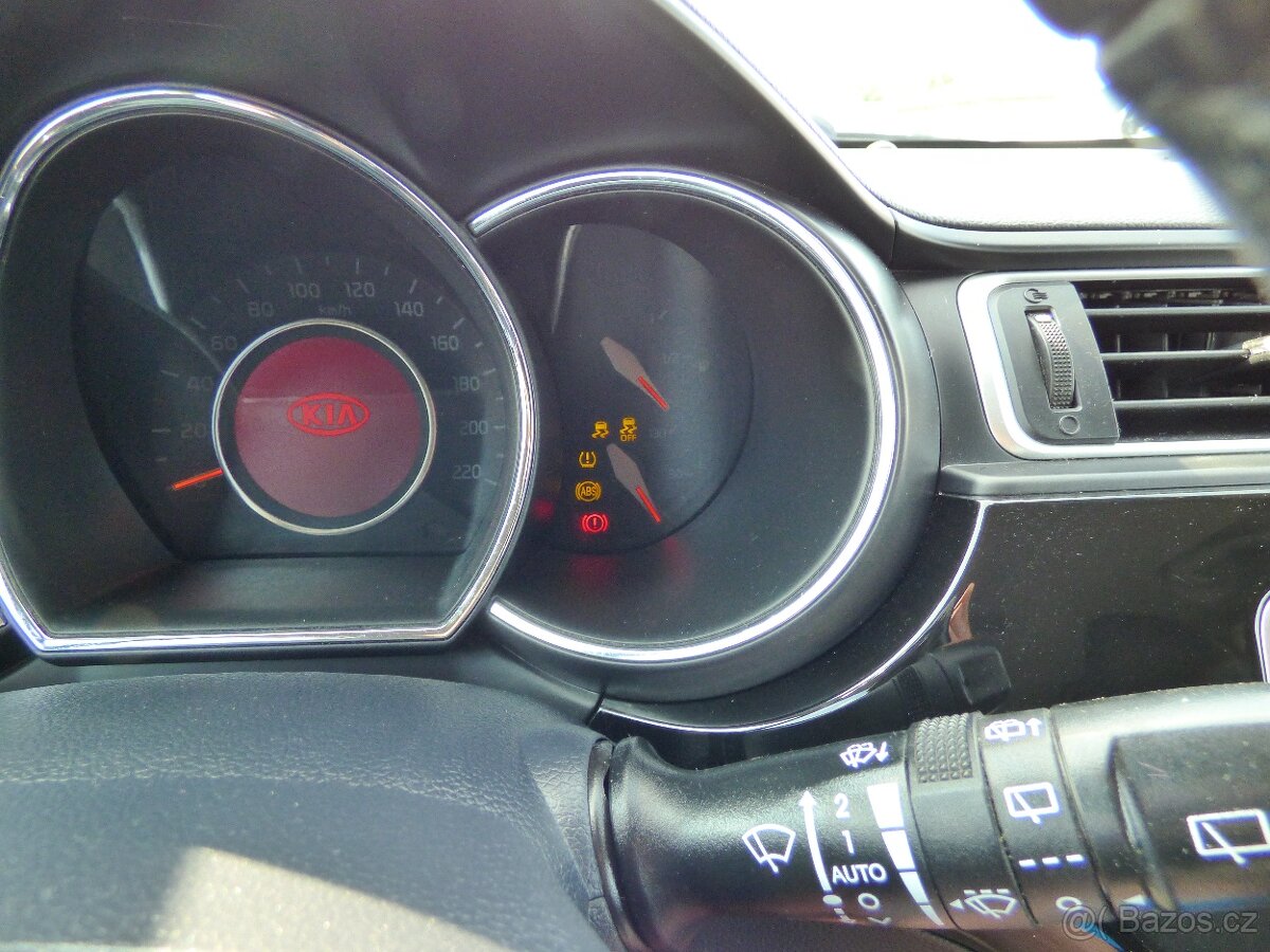 Kia Rio 1,2 CVVT,koupeno ČR, Klima, serviska hatchback - 20