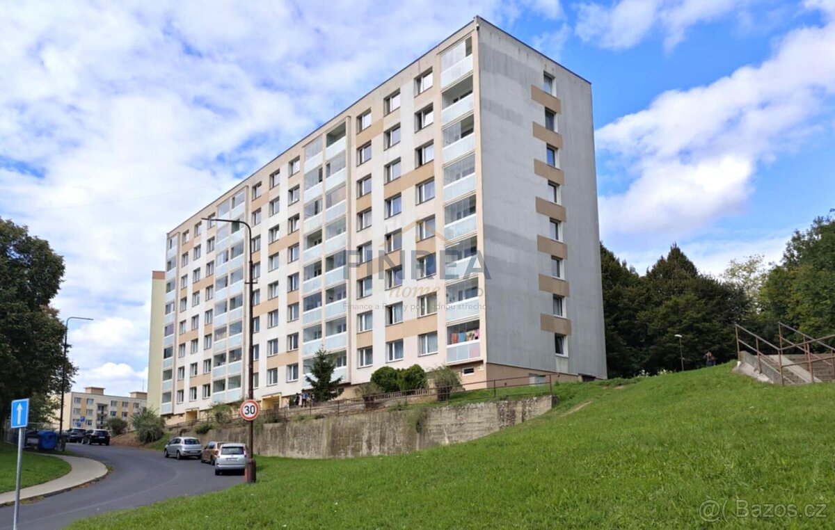 PRÁVĚ ZLEVNĚNO Prodej bytu 4+1 99 m2 Karla Čapka, Krupka - 20