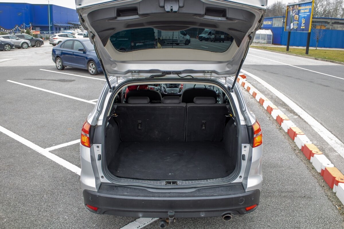 Ford Focus kombi 2.0 TDCi Duratorq Titanium - 20