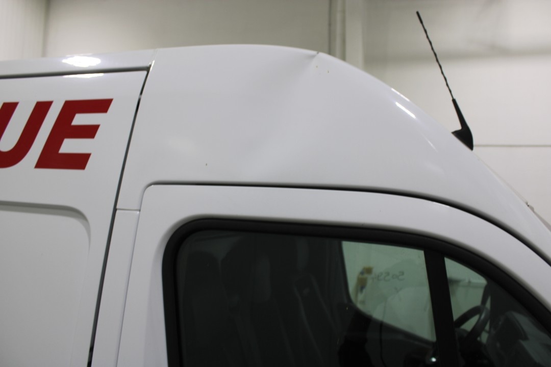 RENAULT MASTER 2020 2,3 d 85 tkm havarovaný - 20