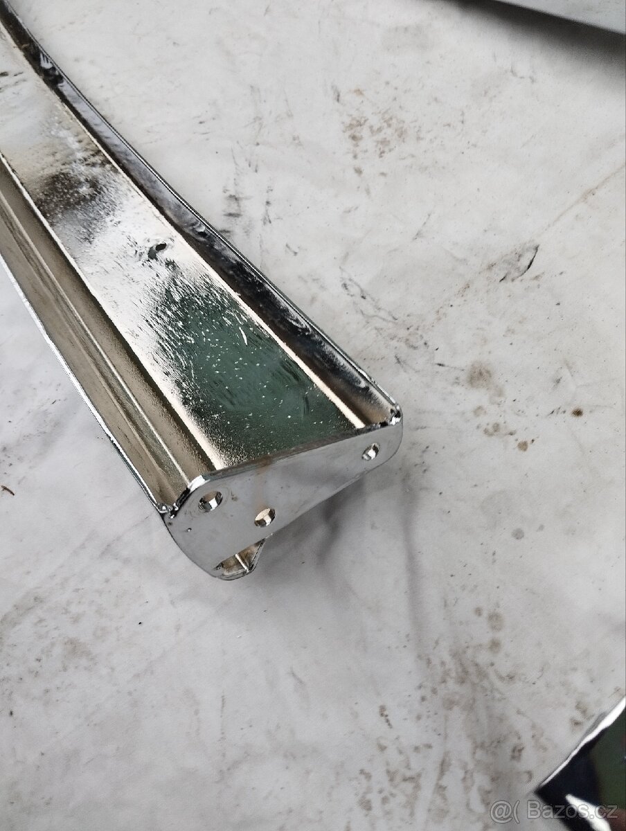 Škoda 100 110 nachromovane narazniky s vyrezom - 20