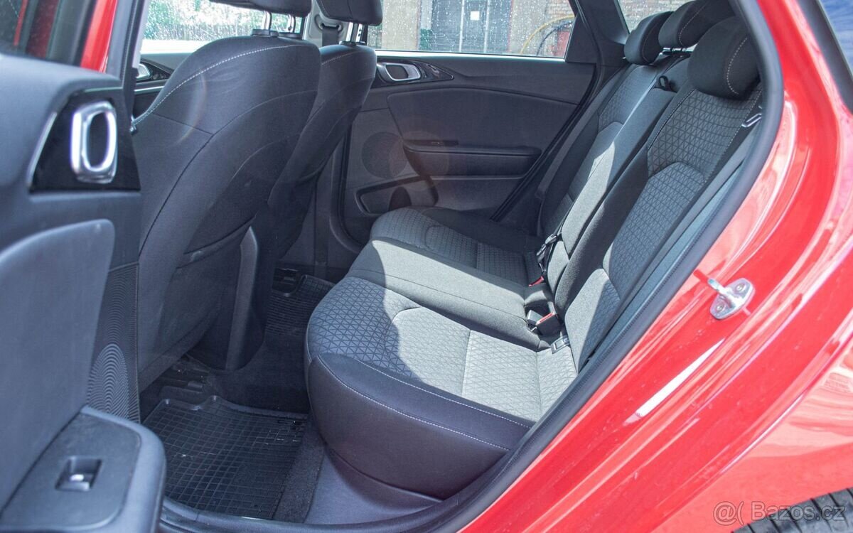 Kia Ceed SW 1.6 CRDi 136k Gold A/T - 20