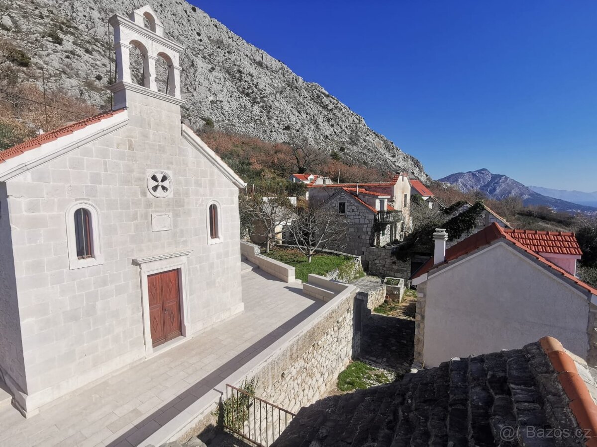 Dům u Omiše / Chorvatsko - 20