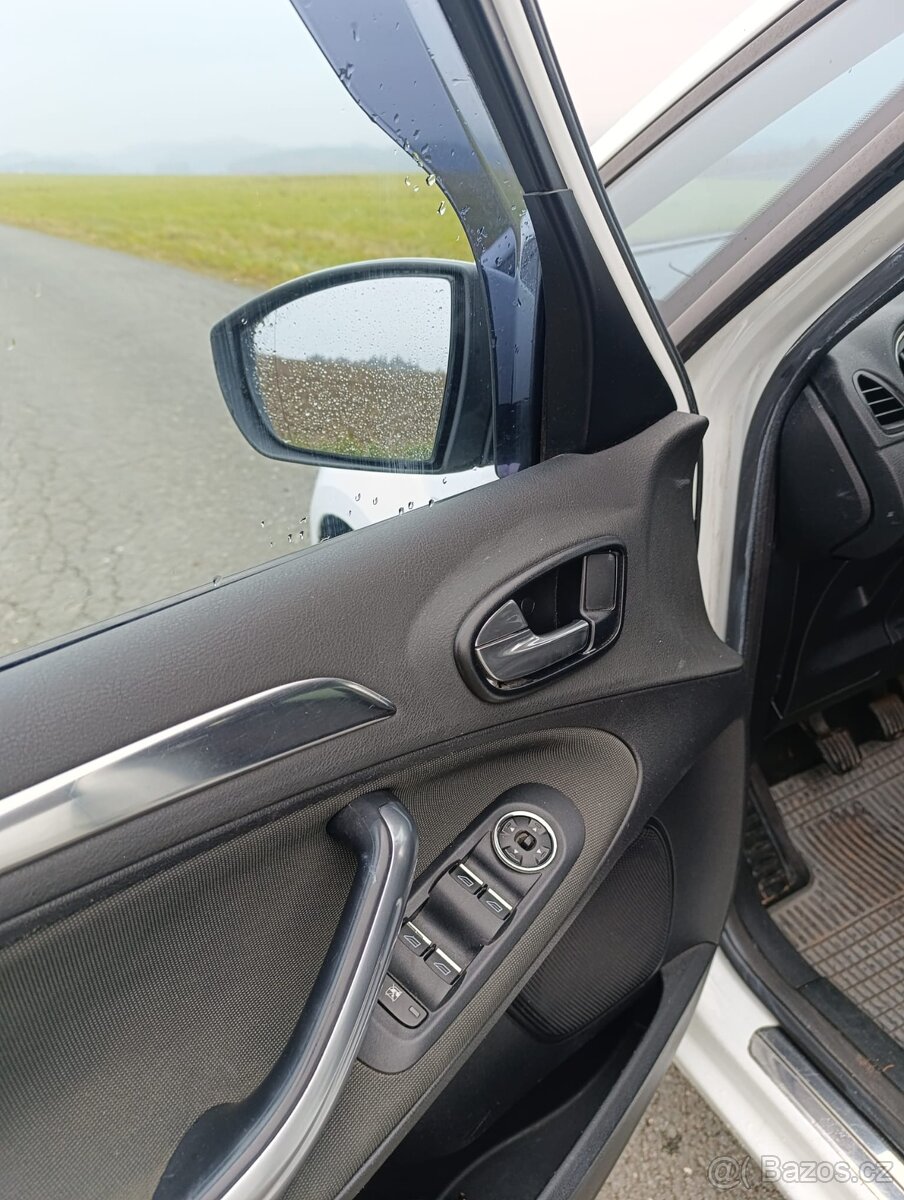 Ford S-Max 2.5i TURBO / 162KW / VÝHŘEV / KLIMA / SERVIS / - 20