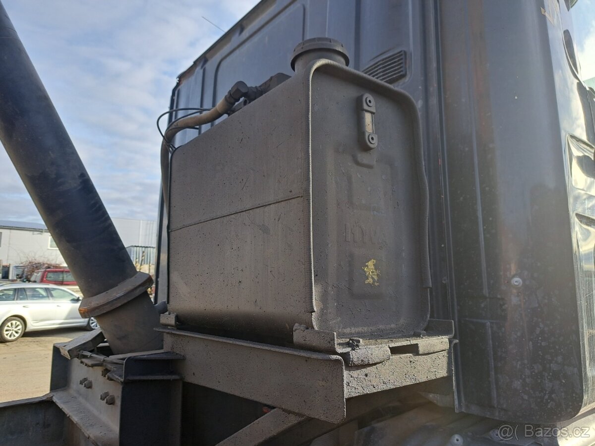 Prodám Scania 8x4 sklápěč - 20