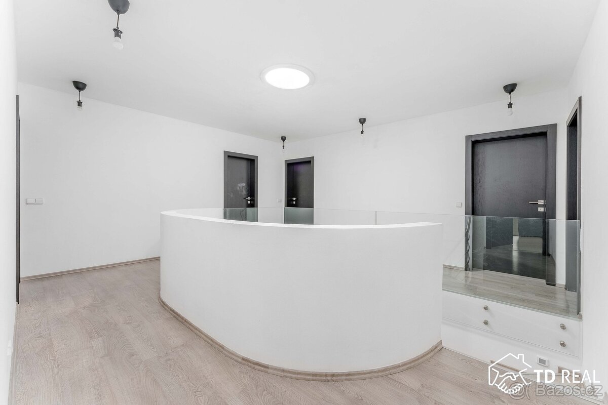 Prodej rodinný dům, 228 m² - Brno - Líšeň, ev.č. 00986 - 20