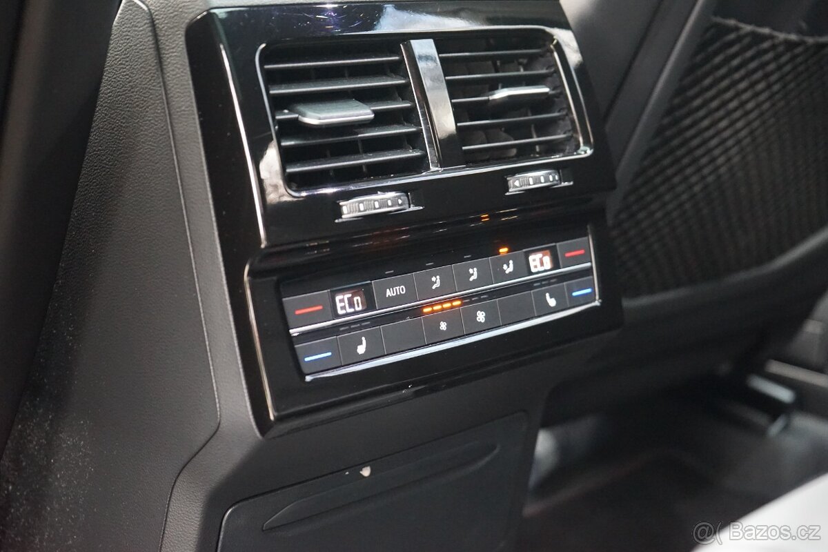Volkswagen Touareg, 210kW R-Line Masáže HUD Pano - 20