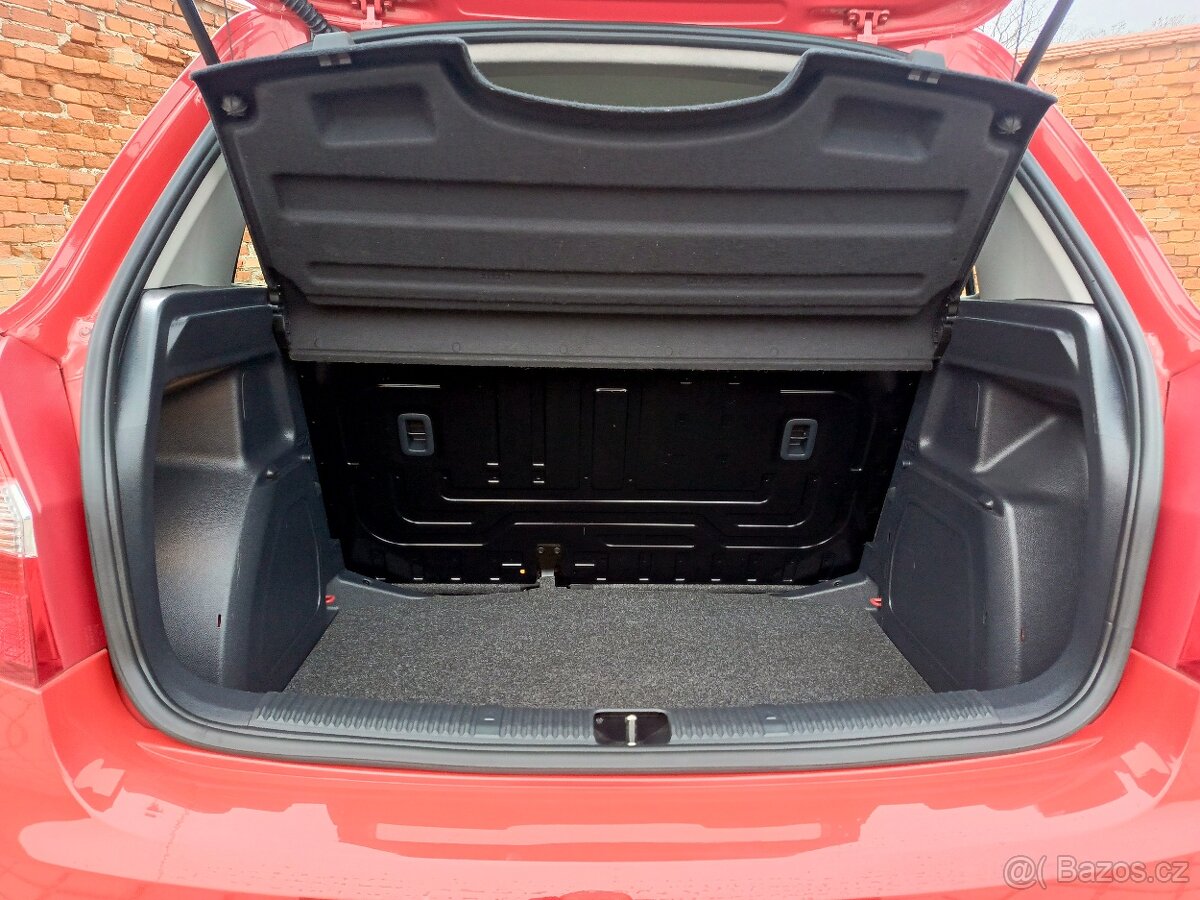 Škoda Fabia 1.2 TSI 63 kW AMBIENTE, najeto 165tisíc km - 20