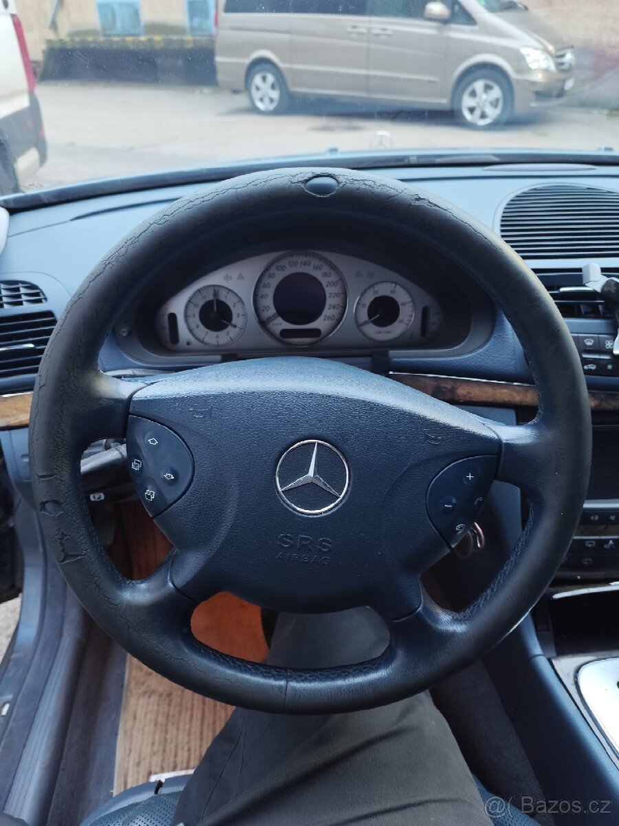 Mercedes Benz w211 - 20