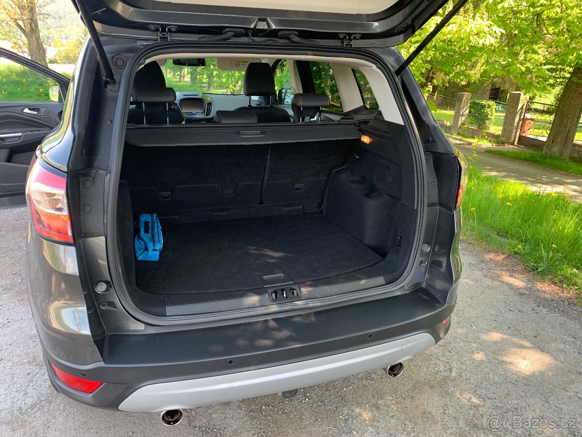 Ford Kuga 1.5 110kw Titanium (bez DPH 296.694,-) - 20