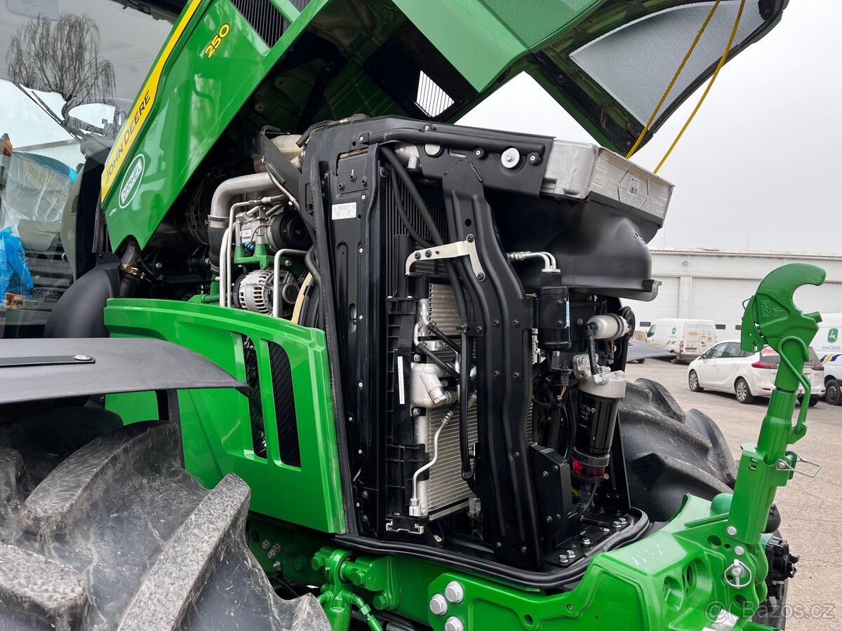 Traktor John Deere 6R 250 - 20