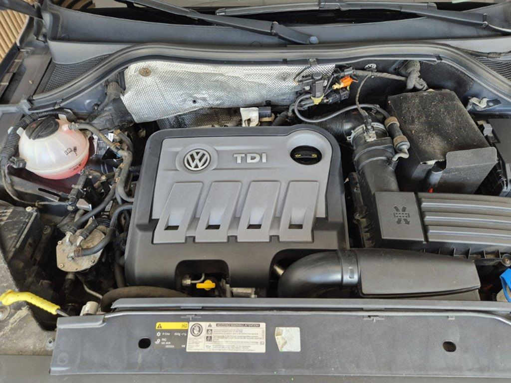 Volkswagen Tiguan 2.0 TDI 4 MOTION R-Line - 20