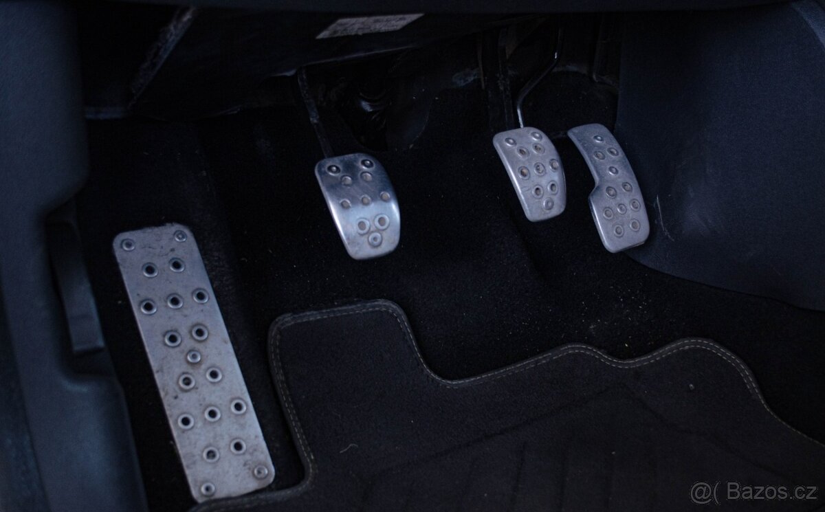 Renault Clio RS 2.0i 16V - 20