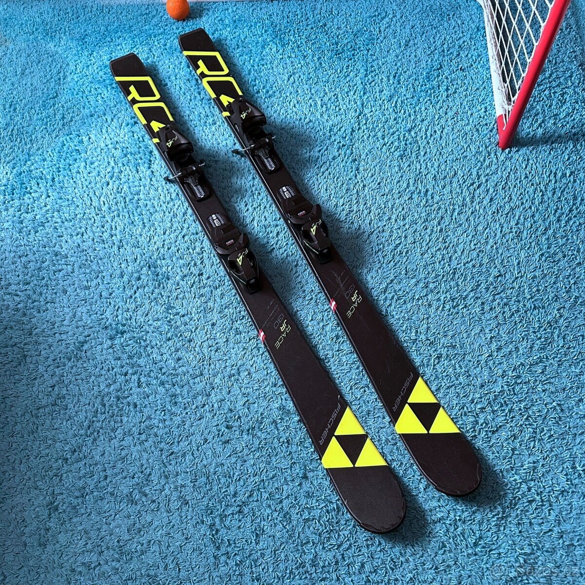 LYŽE JUNIORSKÉ 130 - Fischer RC4 RACE JR+ FJ4 SLR vel. 130 - 20