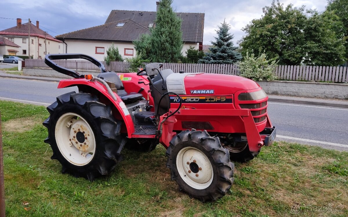 Malotraktor Yanmar s čelním nakladačem - 20