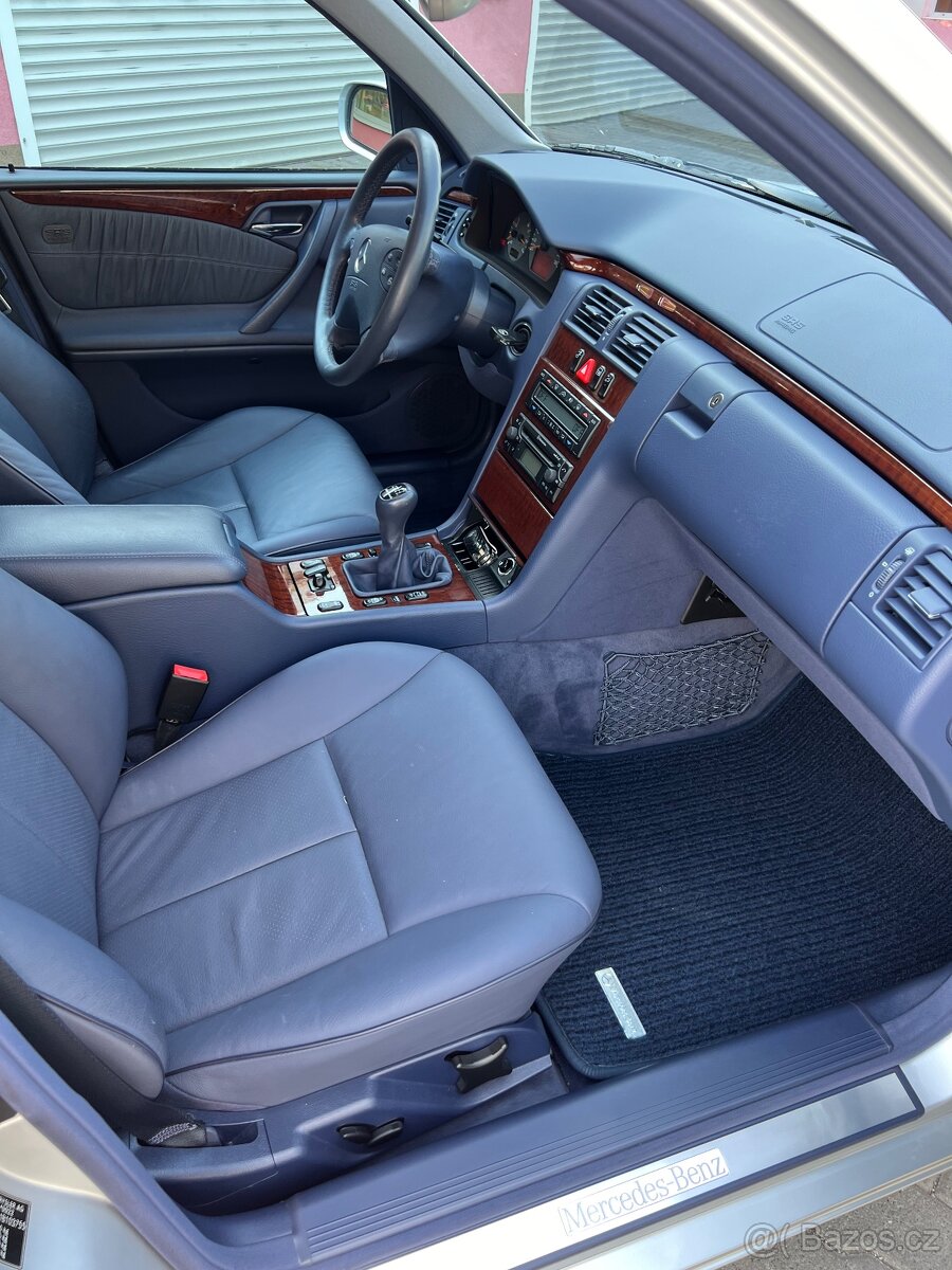 Mercedes E270 cdi (59.000km) - 20