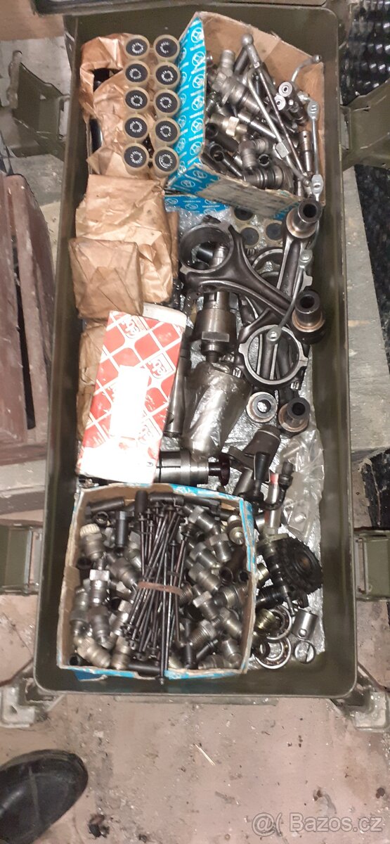 Náhradní díly - 20