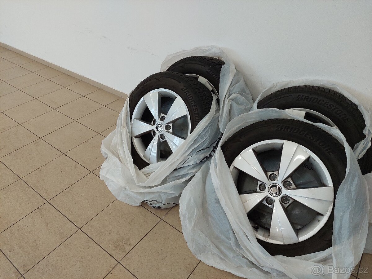 Škoda Octavia Combi 1,5 TSI 110 kW Top Selection - 20