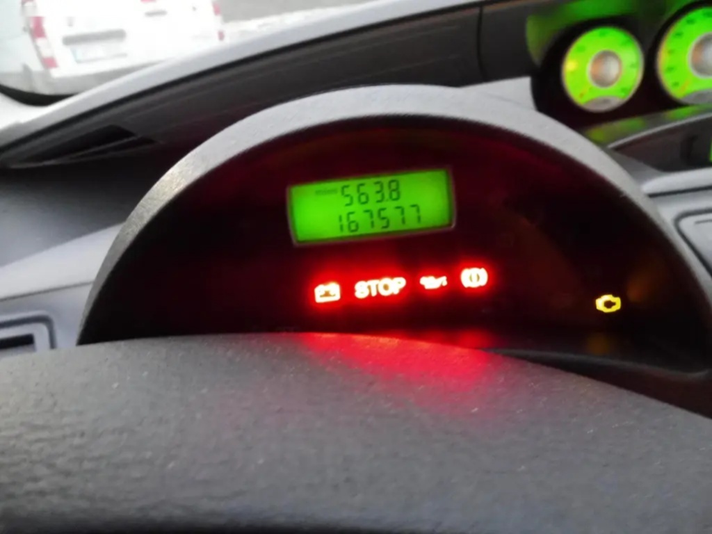 Peugeot 807, 2,2 HDI - 20