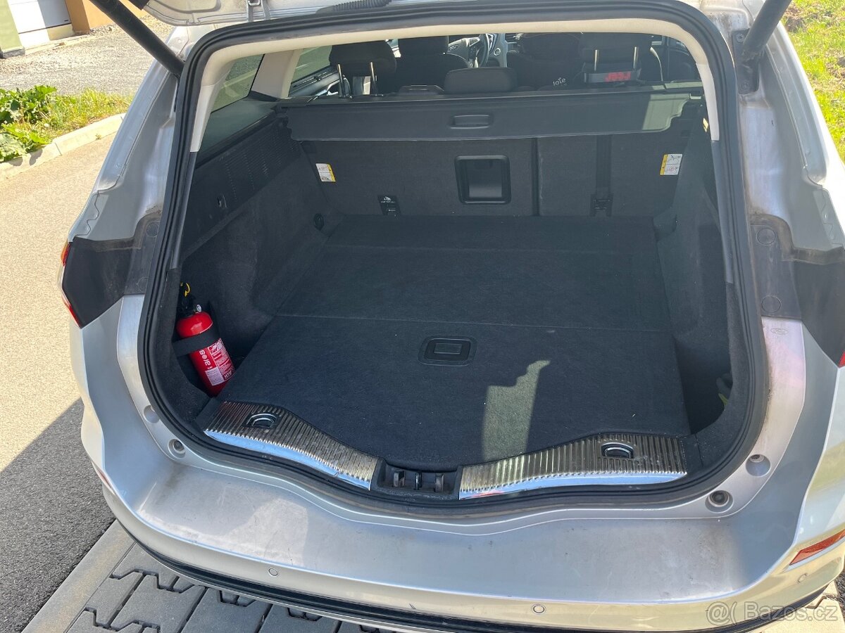 Ford Mondeo Mk5 - 20