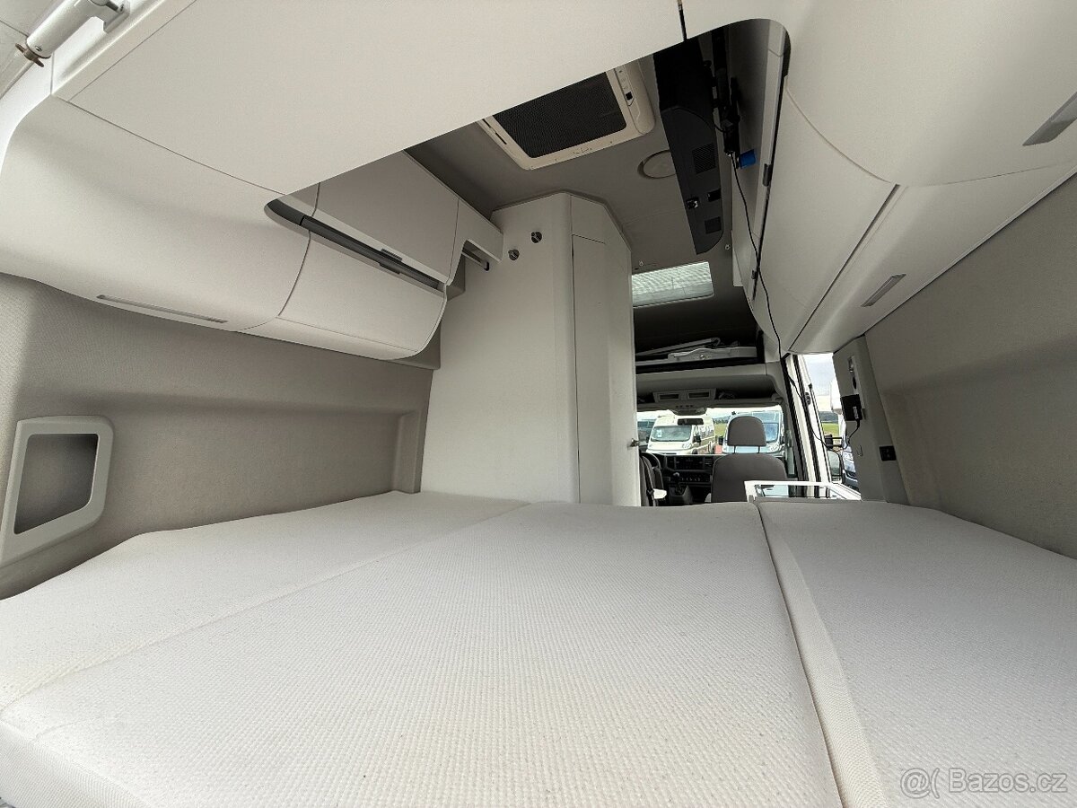 Obyné auto - VW Grand California, 2x klimatizace, DSG - 20