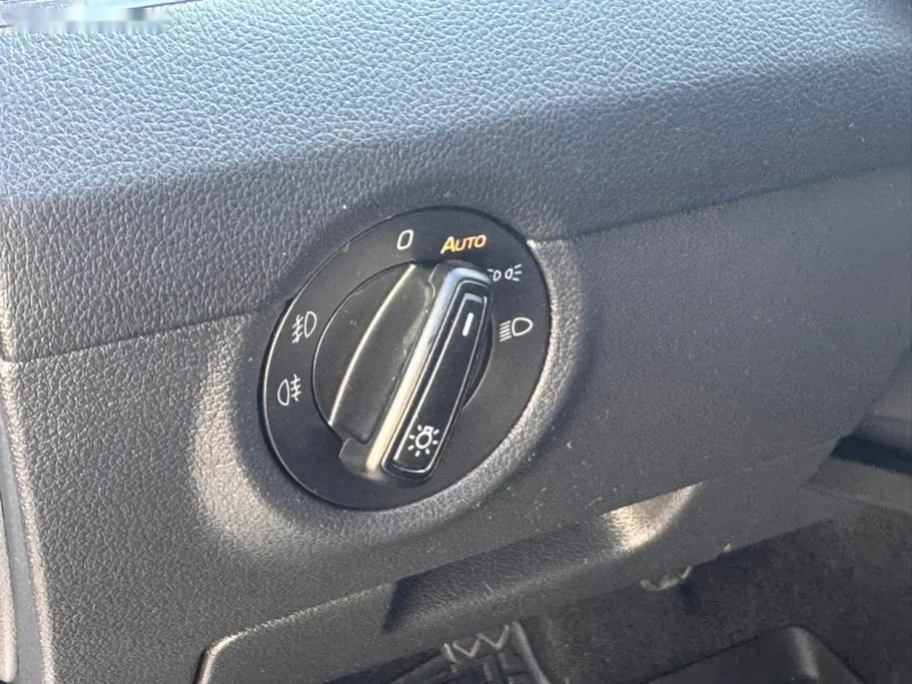 Škoda Octavia, COMBI AMBITION 1,5 TSi / 110 k - 20